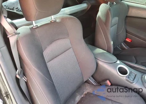 2016 Nissan 370Z Base z USA, uszkodzony, nr VIN JN1AZ4EH9GM935703